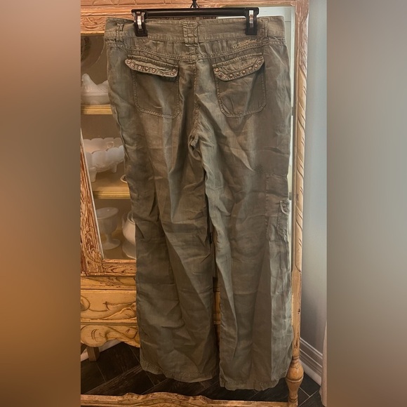 Guess Womens 31 Green Linen Cargo Pants with Utility Design - Picture 7 of 7